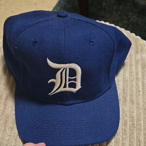 Duke blue devils 1984 vintage cap